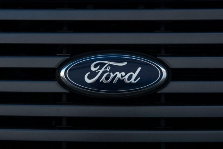 Ford’s Electric F-150 Lightning: Tech Features That Impress